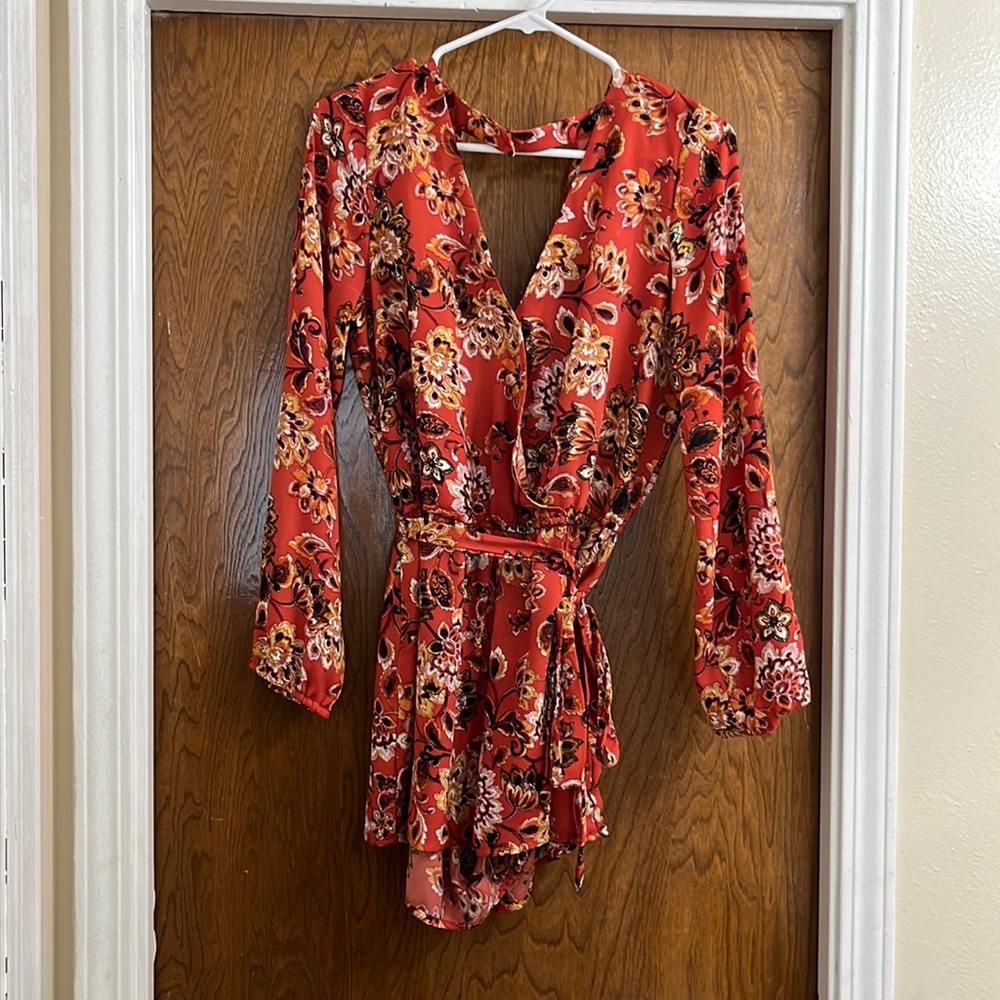 Romper with pockets